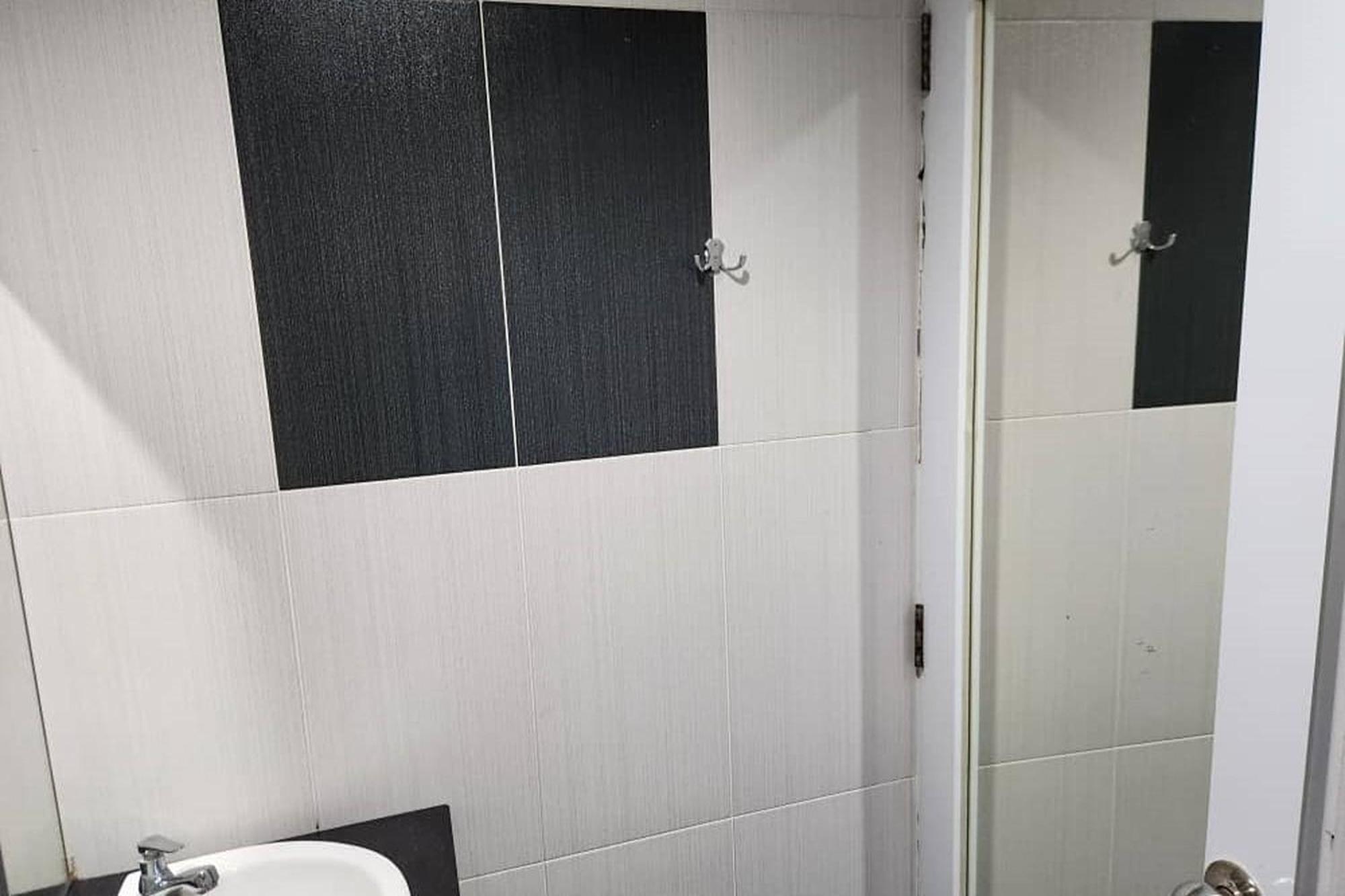 Hotel Alam Indi Τζόχορ Μπάχρου Εξωτερικό φωτογραφία